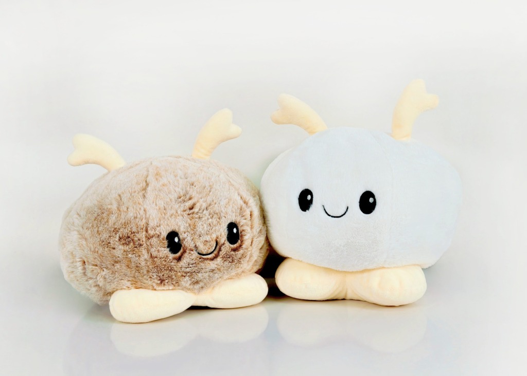 Mochi Antlers Plush Toy 140x100